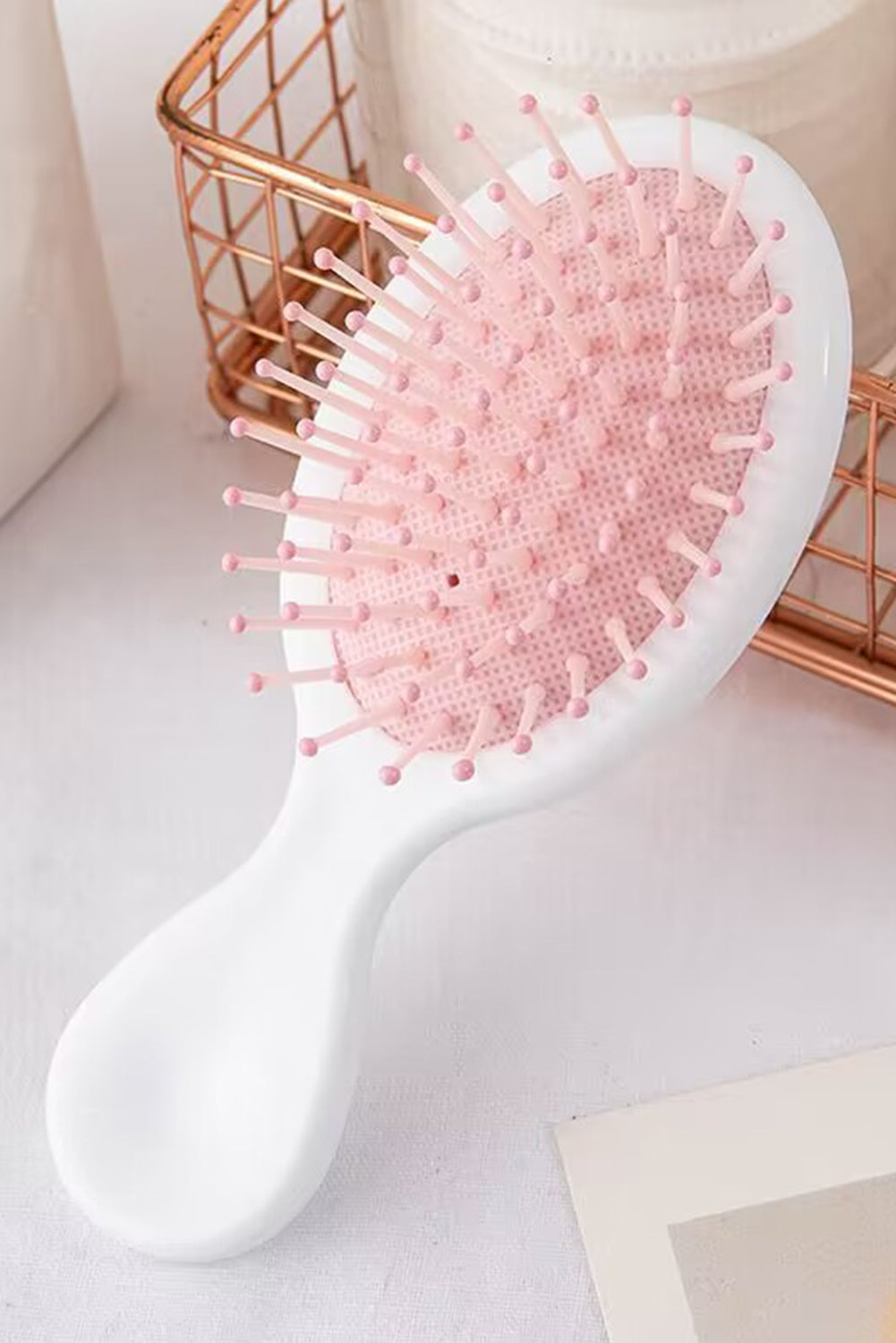 White Cute Bow Scalp Massage Comb