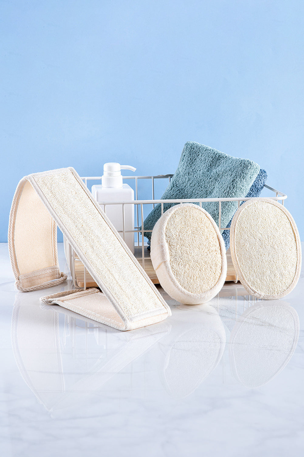 White Loofah Sponge Bath Towel Wipe