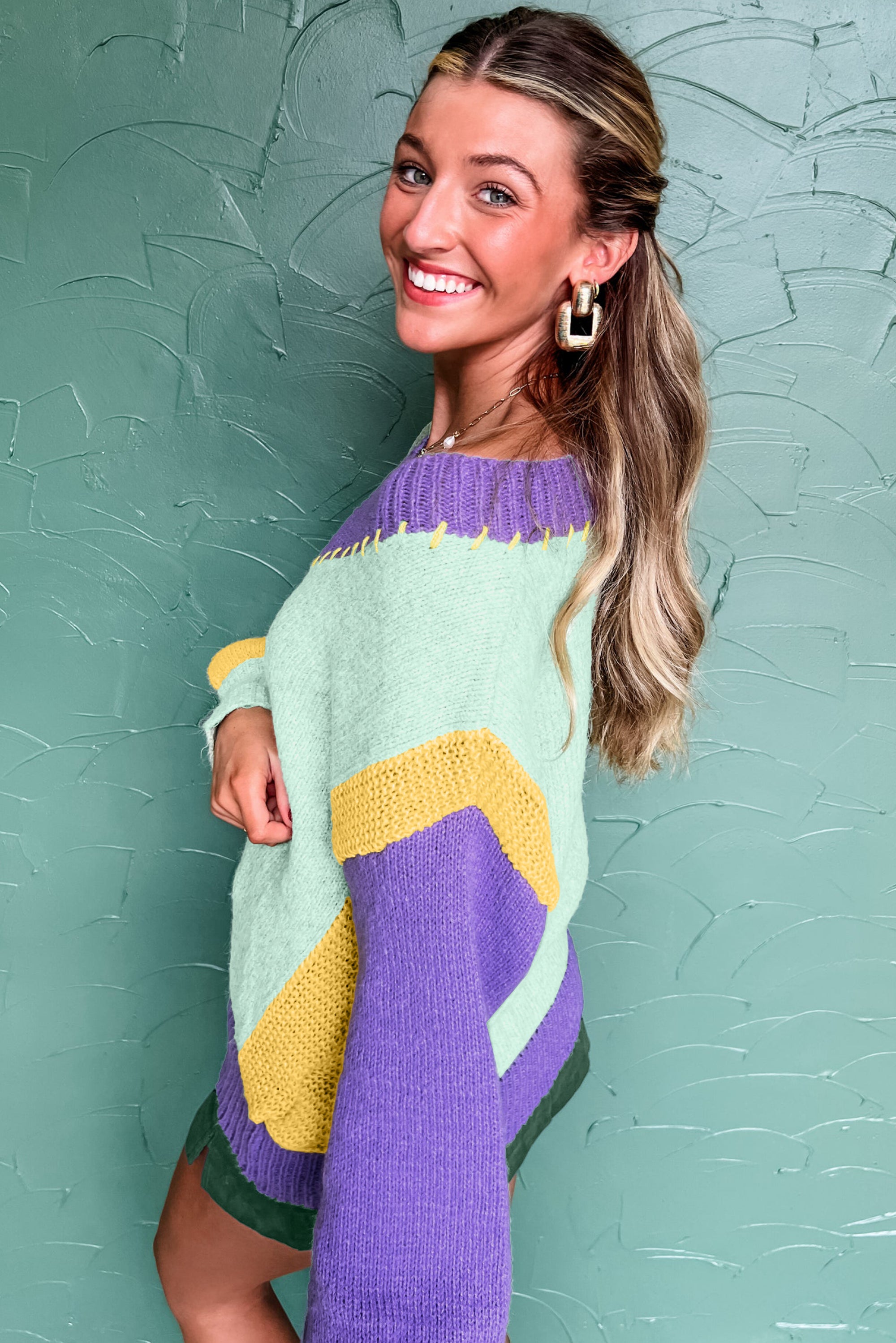 Green Stitched V Neck Colorblock Knitted Drop Shoulder Sweater