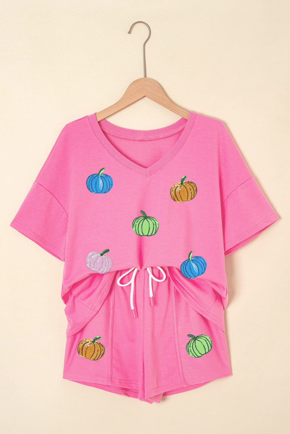 Bonbon Halloween Pumpkin Pattern Sequins Patch V Neck Tee and Drawstring Shorts Set
